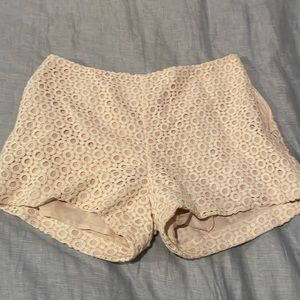 Banana Republic Off white shorts